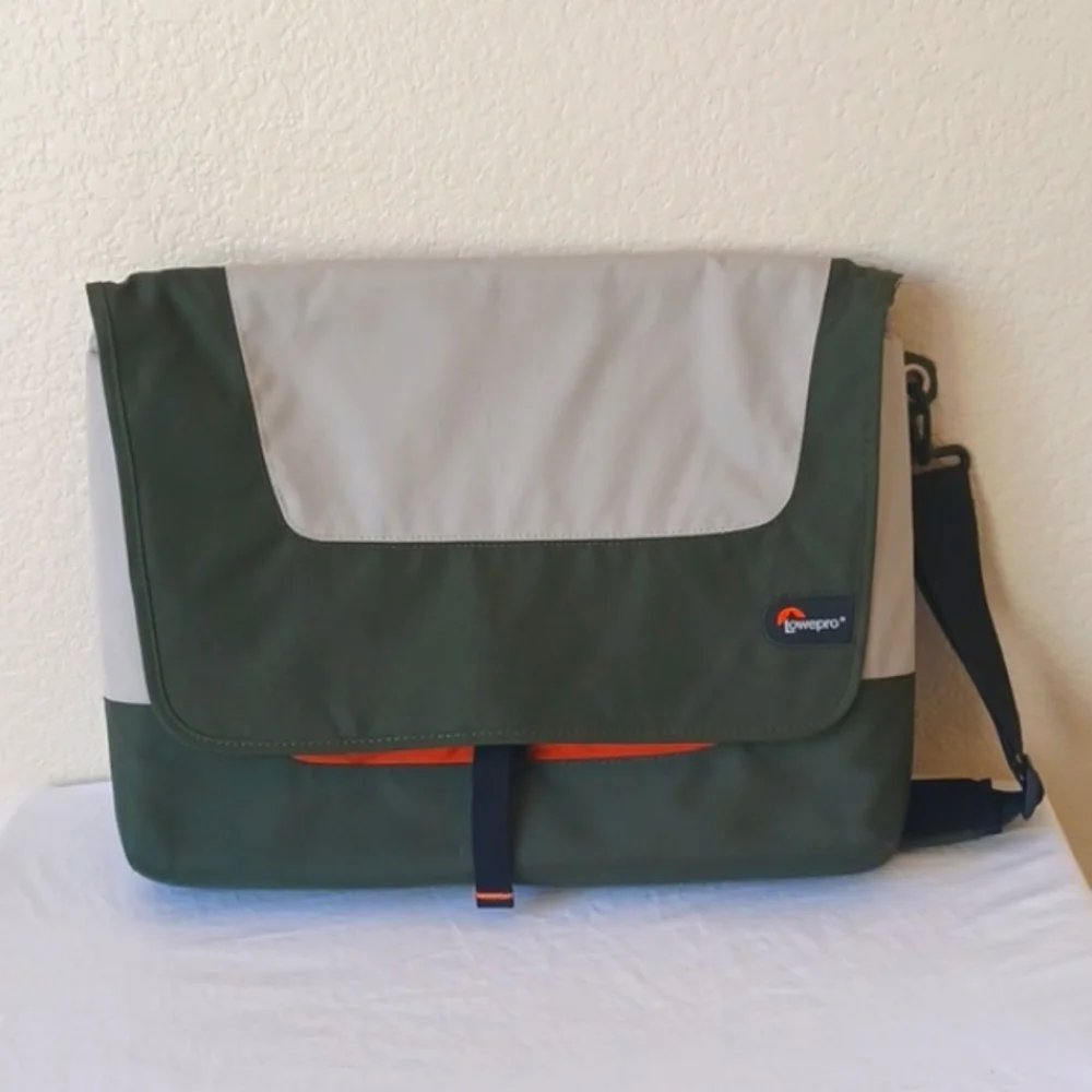 Lowepro Slim Factor Laptop Messenger Shoulder Bag Green Gray & Orange Large EUC